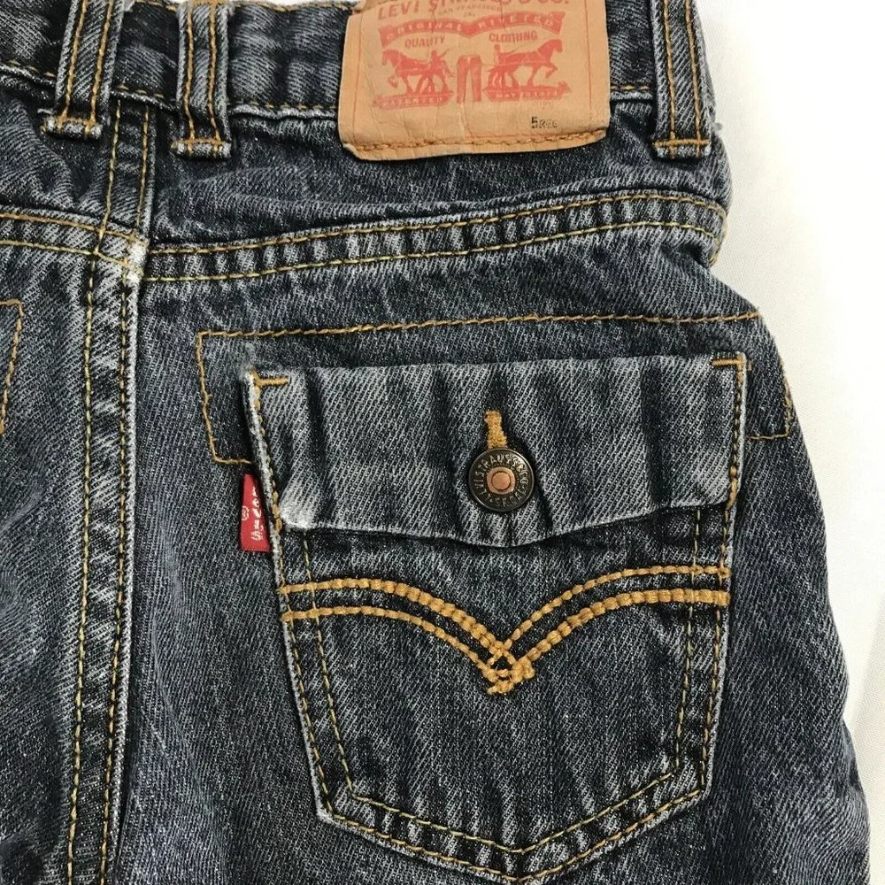 Levi Strauss Classic Red Label Shorts Youth Size 5 Reg Faux Button Pocket Design - Picture 2 of 12